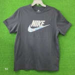 나이키 로고 프린팅 반팔 면 티셔츠 블랙 그레이 HQ0833-010 091 G0410 : 잼슈