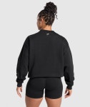 Gymshark 짐샤크 리프팅 에센셜스 그래픽 브러쉬드 오버사이즈 스웨트셔츠 블랙 : SPORTICA
