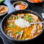 고기듬뿍 2분 완성 얼큰 돼지 국밥 400G : 바이미스토어