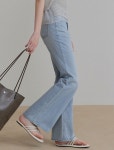 [TWEE] 모젯트 롱 부츠컷 데님 : TWEE