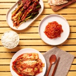 밀밭명가 바지락칼국수 캠핑음식 밀키트 2인분 무채 + 배추김치 포함 : 밀밭칼국수