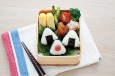 아네스트 Arnest 도시락 꾸미기용 미니 삼각김밥 주먹밥틀 : 소나앤도쿄