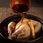 [황후궁] 심마니 삼계탕 2팩 20가지 약초로 푹 끓인 약초삼계탕 초복 중복 말복 : 무케렌시아