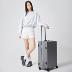 로튼 기내용 여행용 폴리카보네이트 54cm(20인치) 캐리어 : 올림피아 코리아 주식회사