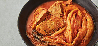 [하남돼지집] 한돈 김치찜 : 컬리N마트