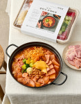 [차려낸] 햄 가득 송탄식 부대찌개 : 컬리N마트