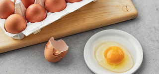 [가농바이오] 비타플러스에그 무항생제 1+등급 특란 10구 : 컬리N마트