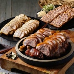 냉장 앞다리 황기 순살족발 명태회세트 (족발300g 2팩+명태회무침+새우젓) : 아빠식당