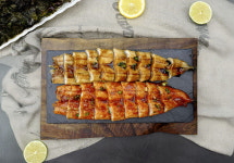 백두수산장어2kg패키지국산자포니카손질민물장어+초생강2+소스2종+명이나물/손질후1200g내외 : 백두수산 장어