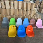 3인용 플라스틱 무광 로우의자 쇼핑몰 인테리어 맞춤형 다양한 색상 깔끔한 디자인 실용적인 임시 의자 스마일리 광택 싱글 의자 : 엘토로인터