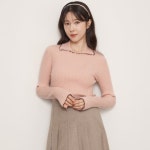 (스타필드 안성 로엠)프릴카라 스웨터 RMKAD49R13 : 스타필드 안성점 로엠