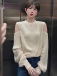 [섹시백 스타일] 긴팔니트 가을 오프숄더 랩 언발 드레이프니트 : 니은니은니은샵