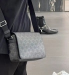 셀린느 플랩 메신저 - 트리옹프 캔버스 & 카프스킨블랙111592ETH.38SI : nomelic