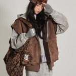 [딘트] J2972 스웨이드 후드 베스트 : 딘트