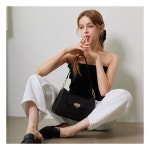 소가죽 에스메C 숄더백 HMWCC239ESM1 블랙 1111171 : 최고일곱