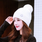 스마일모자 비니 니트방울모자 털 여성 방한 패션 골지 캐주얼 겨울 : 다팔아오