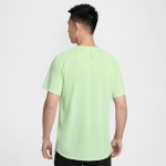 나이키 스트라이드 남성 드라이 핏 ADV 반팔 러닝 탑 반팔 티셔츠 그린 녹색 HV5204-701 : 도쿄바자르