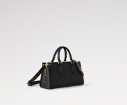 루이비통 M23640 온더고 이스트 웨스트 (OnTheGo East West) 토트백 : Moment Bag