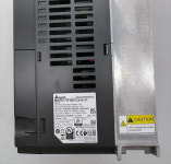 델타 VFD007C43A-21 VFD C2000 시리즈 드라이브 0.75 kW 1 HP 3 A 460 V 상 : MC종합무역