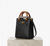 구찌 다이애나 미니 토트백 블랙 레더 739079-DJ24T-1092 : 이끌라