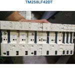 테스트 완료 산업 제어 제품 TM258LF42DT M258 컨트롤러 42 I/O - 24V : 명덕동상사