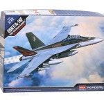 RU 미해군 F/A 18F VFA 154 블랙나이츠 제대선물 전투기모형 : 로즈종합유통