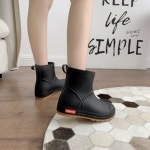 가벼운 장화 숏 레인 부츠 여성 남자 레인 부츠 고무 장화 작업화 : 스타풀