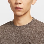 나이키 주된 다크 브라운 남성 티셔츠 HV0436-237 : 오버씨즈랩