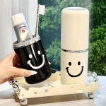 스마일 휴대용 칫솔 케이스 여행용 양치 세트 보관통 치약 수납 컵 캠핑 출장 용품 : 웰리브랩