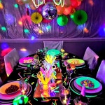 40PCS 글로우 파티 장식 4가지 색상 네온 종이 그릇 접시 형광 음식 생일 어두운 용품용 식기 7인치 서빙 40 Home Sweet : 용산방충망천재