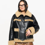 WOMAN 루즈핏 퍼 무스탕 [BLACK] / WBC4L09509 : kkulbeStudio
