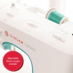 97개의 스티치 리케이션 LED 조명 및 1단계 버튼홀이 있는 SINGER M3300 경량 휴대용 재봉틀 | 수선 재봉에 사용됨 : 도비아울렛