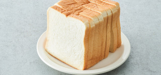 [델리팜] 더 부드러운 안심식빵 1.5cm 8입 : 컬리N마트