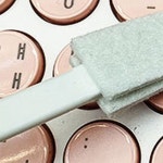 키보드 청소브러쉬 PC방 사무용품 바이러스 틈새 먼지제거 휴대용 : 용용이네만물상점