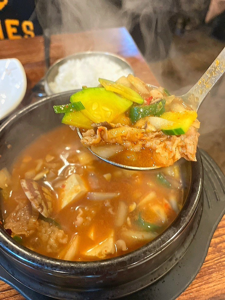 Gohyangjipgimchisamgyeopsal Hapjeongyeok店 照片 6
