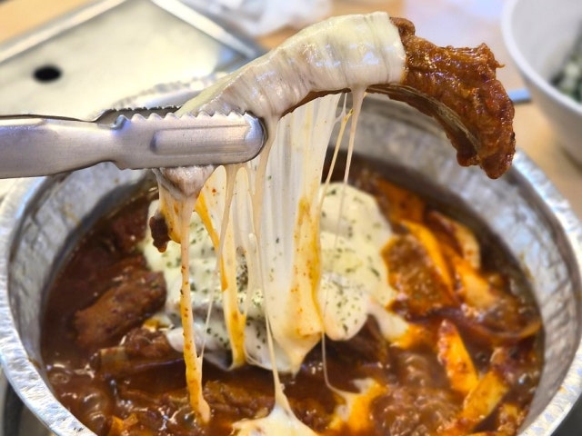 Yangpunaedeunggalbi Yeongtongyeok店 照片 5