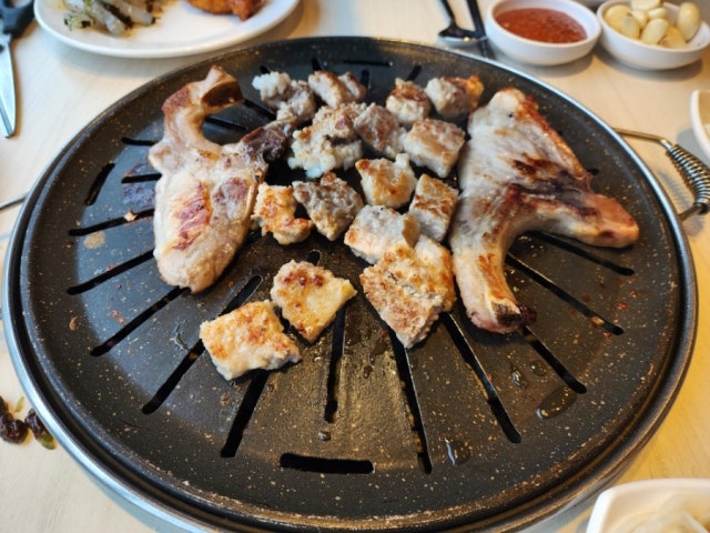 Myeongryunjinsagalbi Busanjurye店 照片 4