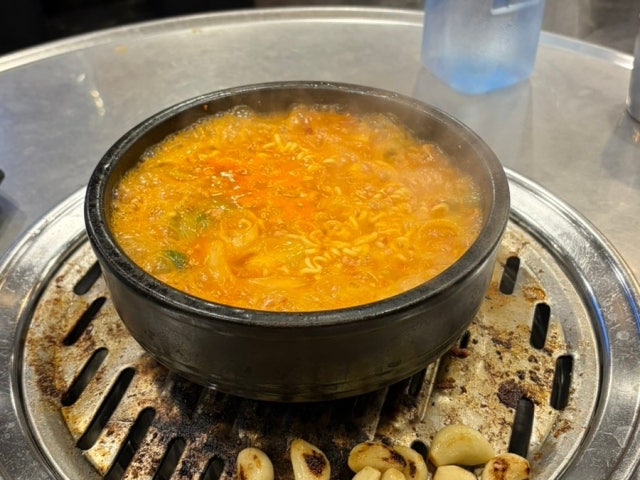 Madangsoekkeopdegiwasogeumgui Choeup店 照片 5