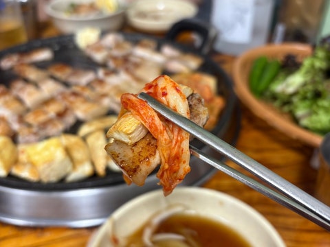 돌아온돼지사냥 사진 4