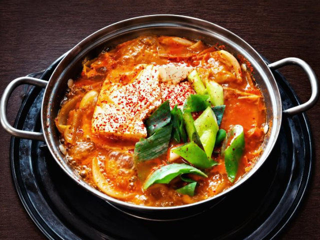 Kkundonsutbulgalbi Munjeongyeok店 写真 4