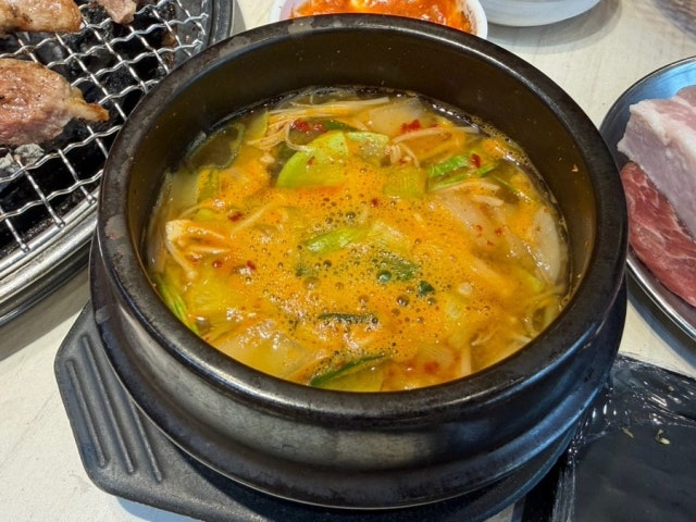 Myeongryunjinsagalbi Incheonhakik店 写真 4