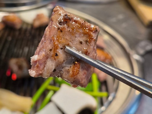 Dwaejitong Yeoksam2ho店 写真 6