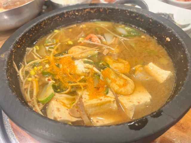 Jejusaenggogichondolsotbap Photos 5