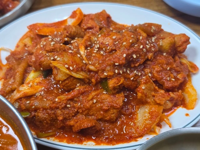 Jirisanheukdwaejisamgyeopsal 写真 5