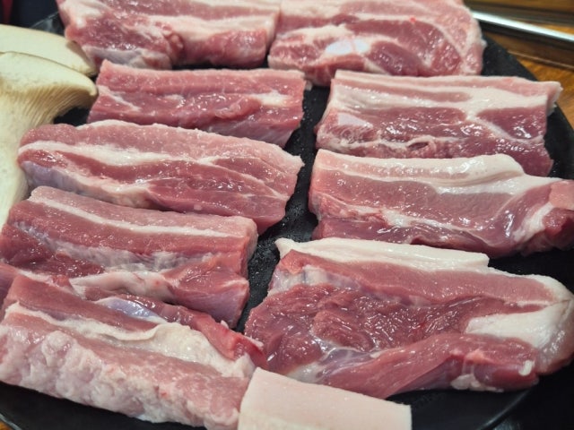 Uridwaeji Sotttukkeong Samgyeopsal 写真 4