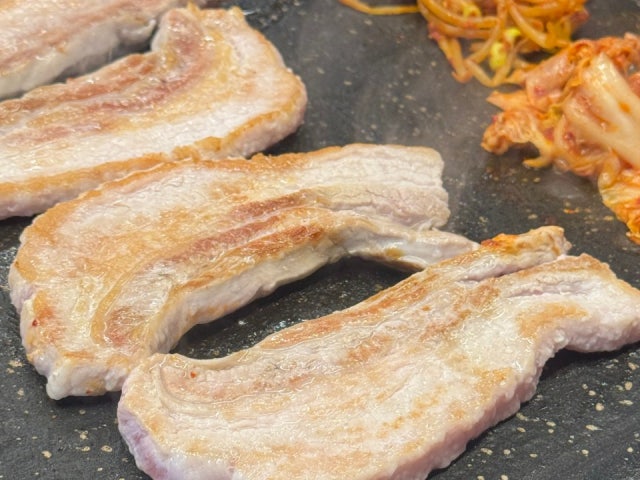 Teuwinseusamgyeopsal Photos 5