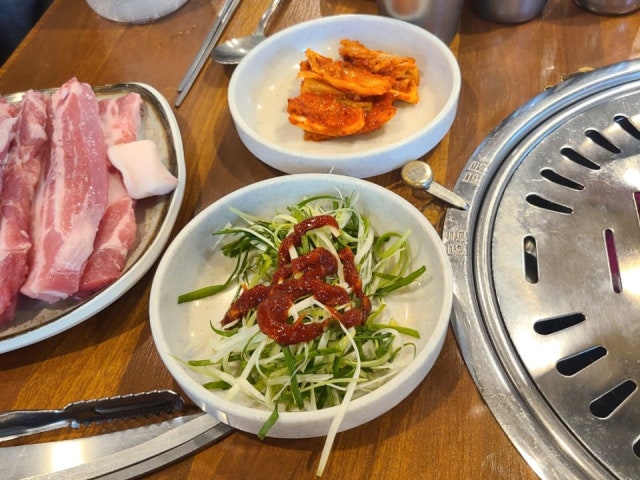 Hanuchonsaengsamgyeop Banghwa 本店 写真 6
