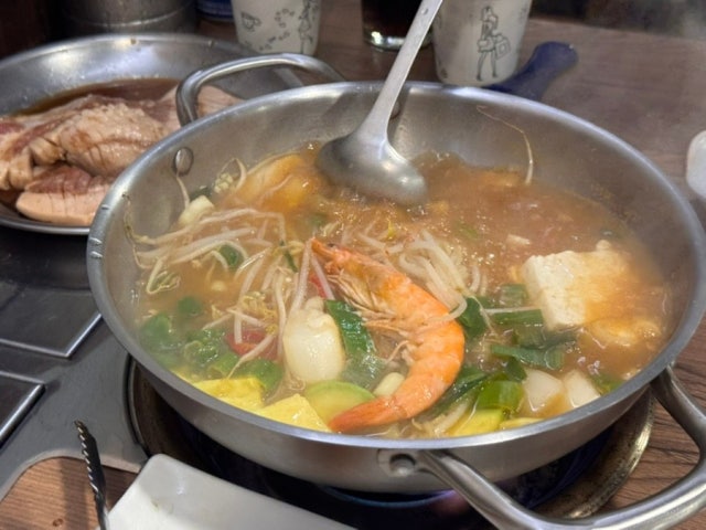 Seokjeonggalbi Photos 5