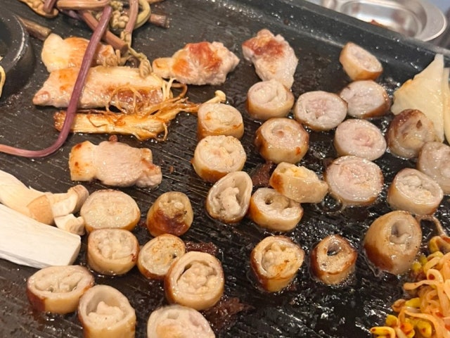 Jeonmindon Makchang Samgyeopsal Jeonmin Main Branch Photos 5