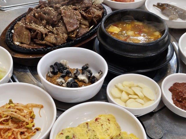 Sinyeongsutbulgogissambap 照片 6